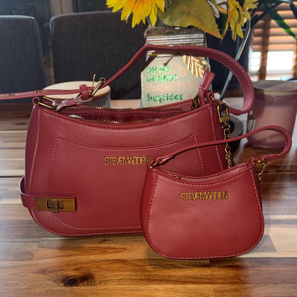 Steve Madden Burgundy Shoulder Bag Set
